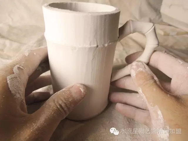 1475206304537002.png 85265f9_愛(ài)奇藝.png